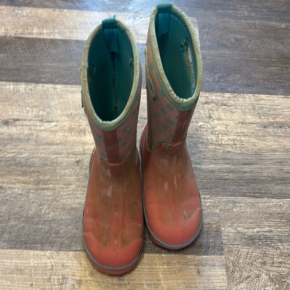 Bogs waterproof boots size 3 pony classic
